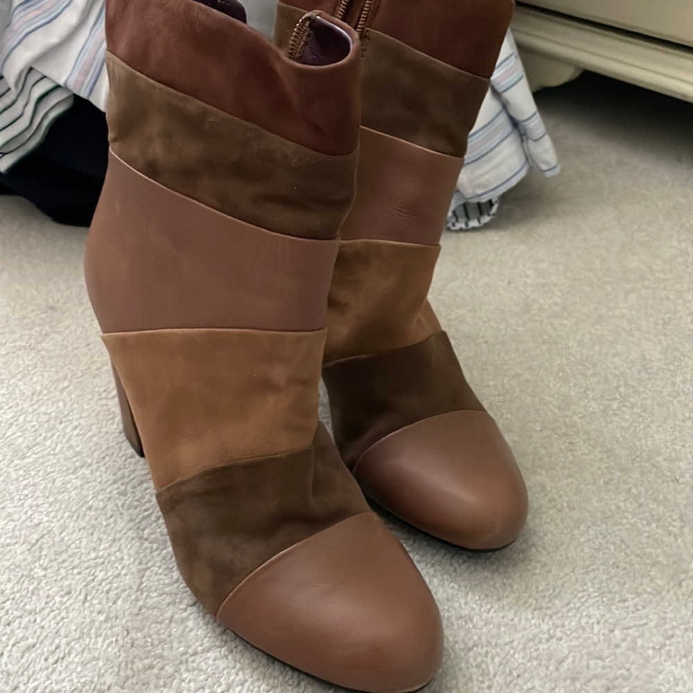 Poetic License leather boots-size 9M-3.5 inch heel-worn once-like new